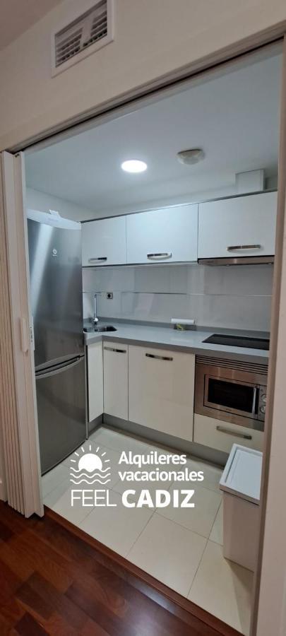 Calderon, Feel Apartment