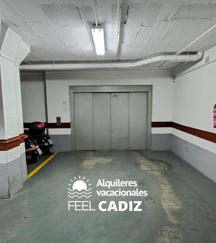 Calderon, Feel *